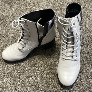 Yoki boots